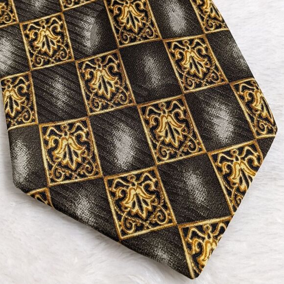 Men's Vintage 100% Silk Tie Made in Italy - Checkerboard Crest Motif - Picture 10 of 16